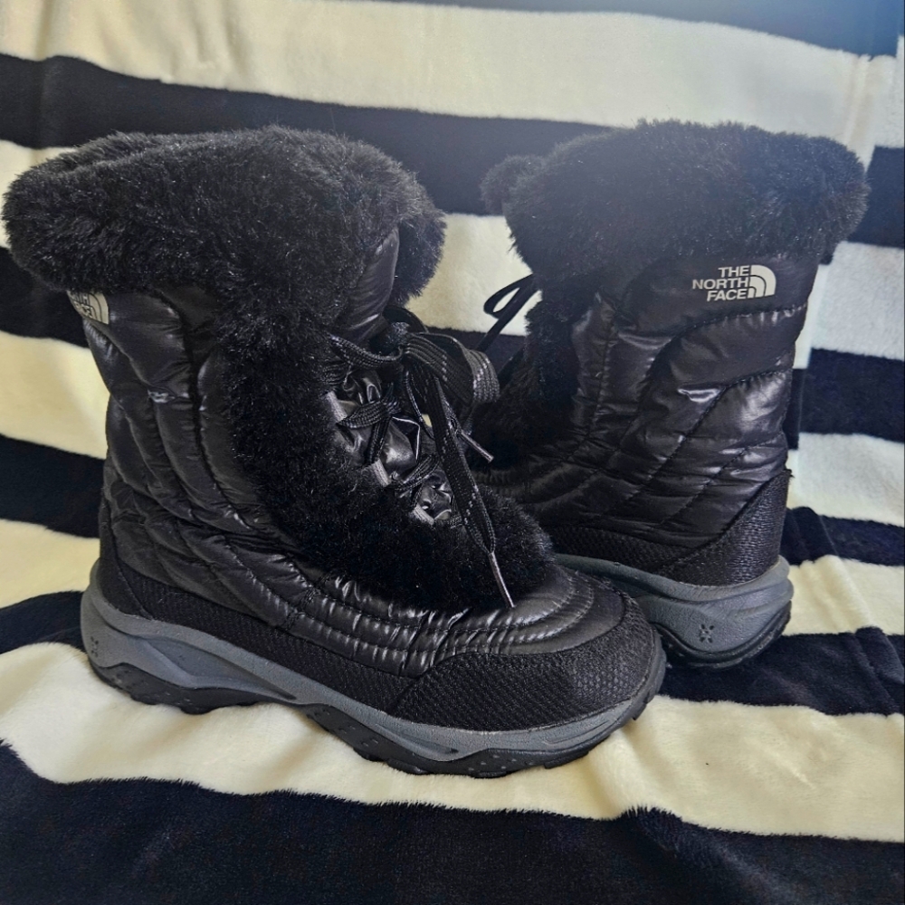 Northface Girls Nuptse Winter Boots